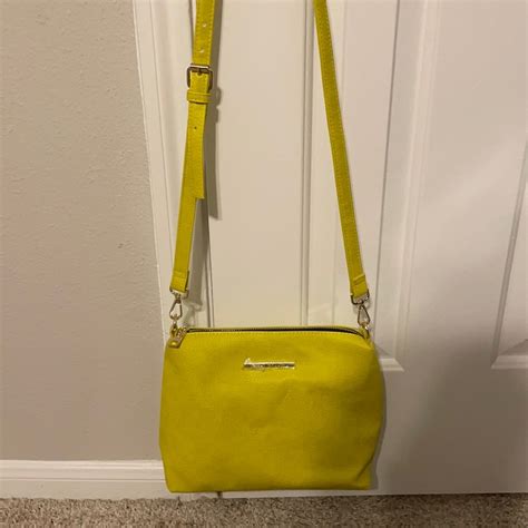 steve madden lime green purse